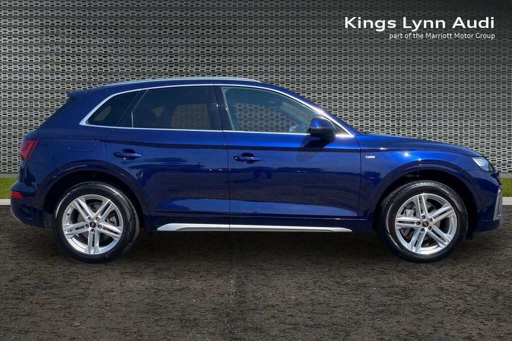 Audi Q5 2.0 Tdi 40 S Line Suv S Tronic Quattro AD72URU Blue #4