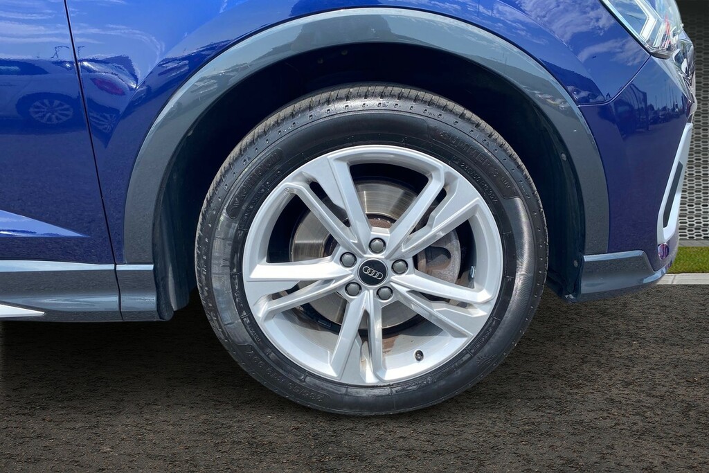 Audi Q3 1.4 Tfsie 45 S Line Sportback Plug-in H KY22NFN Blue #5