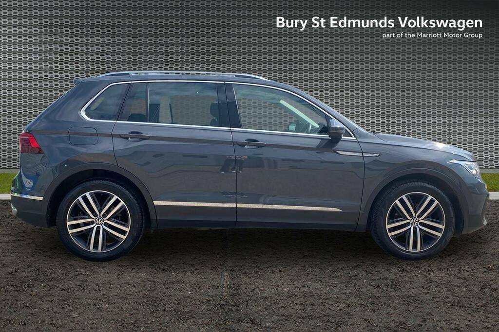 Volkswagen Tiguan 1.5 Tsi Elegance Suv Dsg Euro 6 Ss VK21FJJ Grey #4