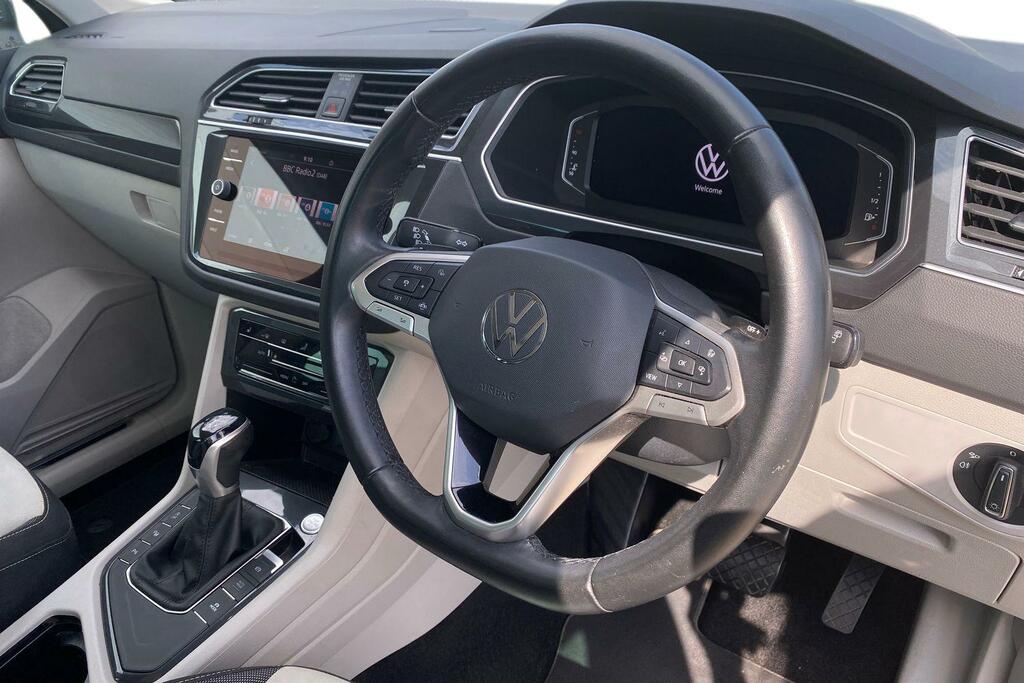 Volkswagen Tiguan 1.5 Tsi Elegance Suv Dsg Euro 6 Ss VK21FJJ Grey #6