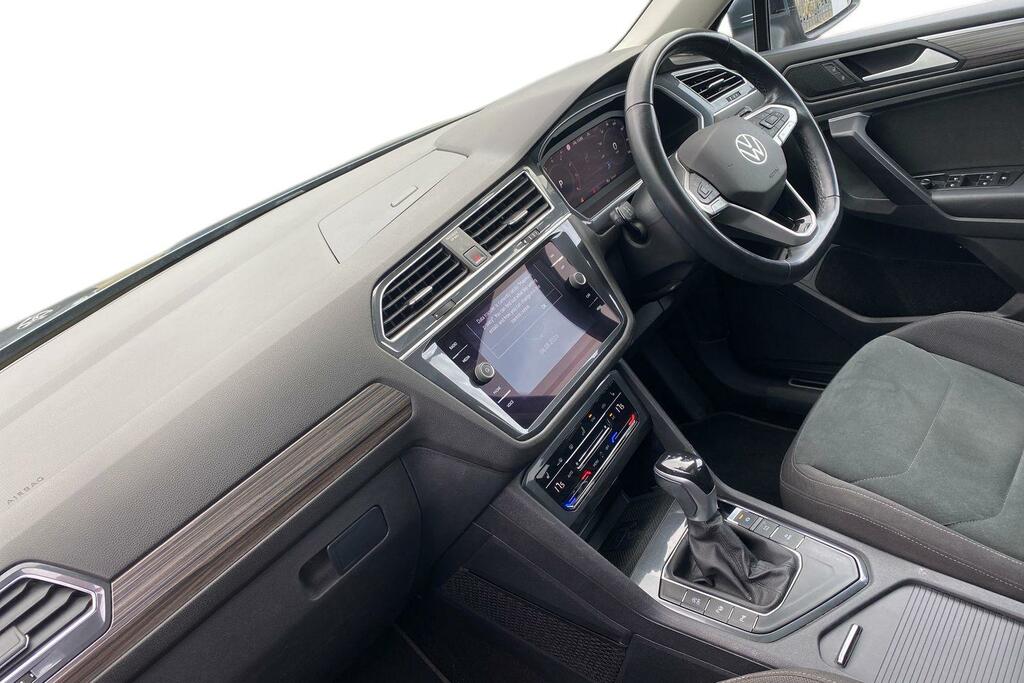 Volkswagen Tiguan Allspace 1.5 Tsi Elegance Suv Dsg Euro 6 Ss AU72WLO Grey #2