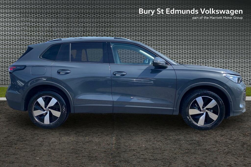 Volkswagen Tiguan 1.5 Etsi Mhev Match Suv Hybrid Dsg Euro AV25XCG Grey #4