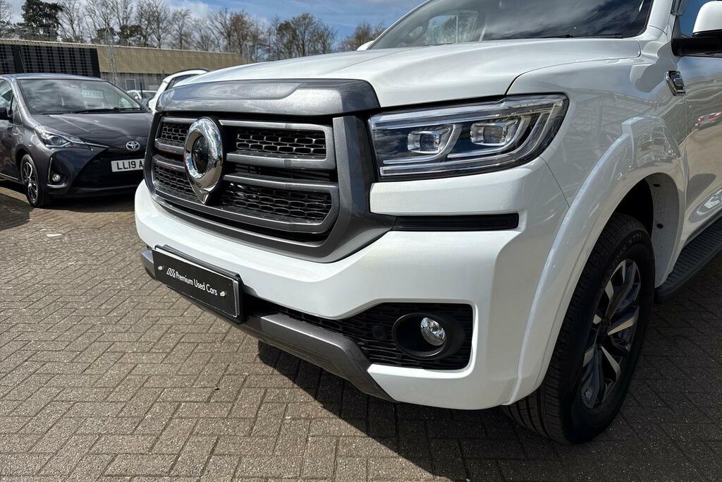 Great Wall POER300 2.4D Ultra Pickup Double Cab 4Wd Black #31