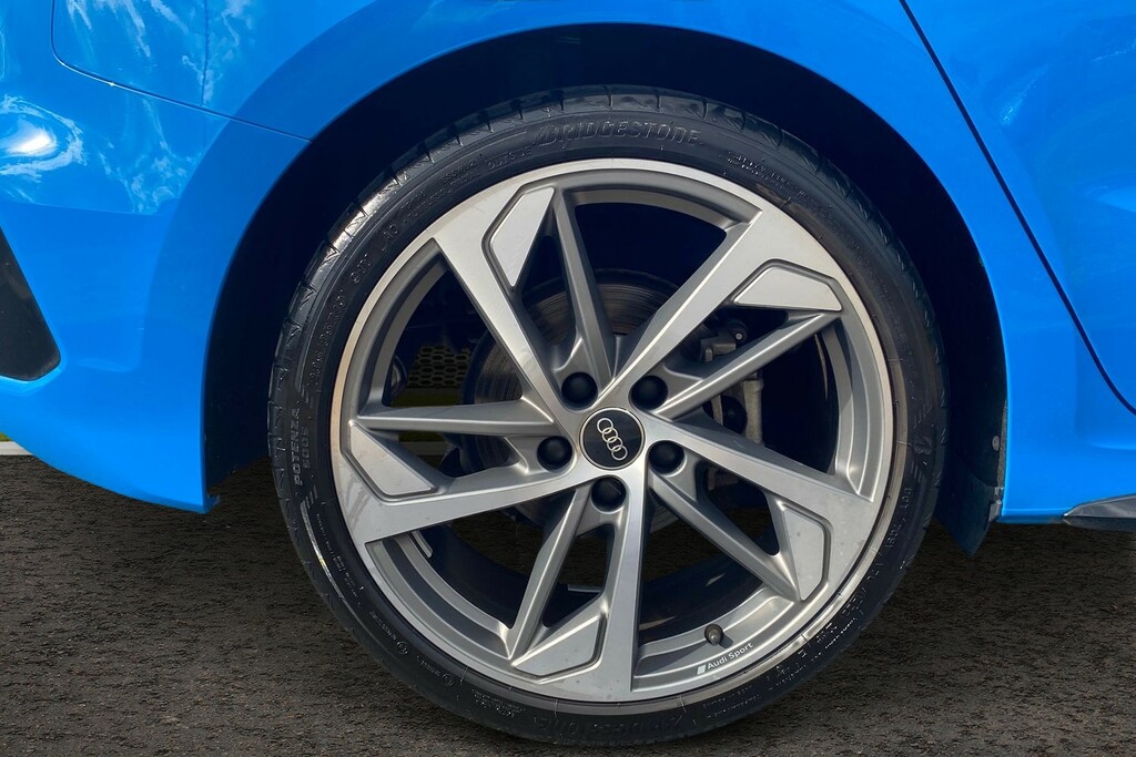 Audi A3 1.5 Tfsi 35 Edition 1 Sportback S Troni Blue #5