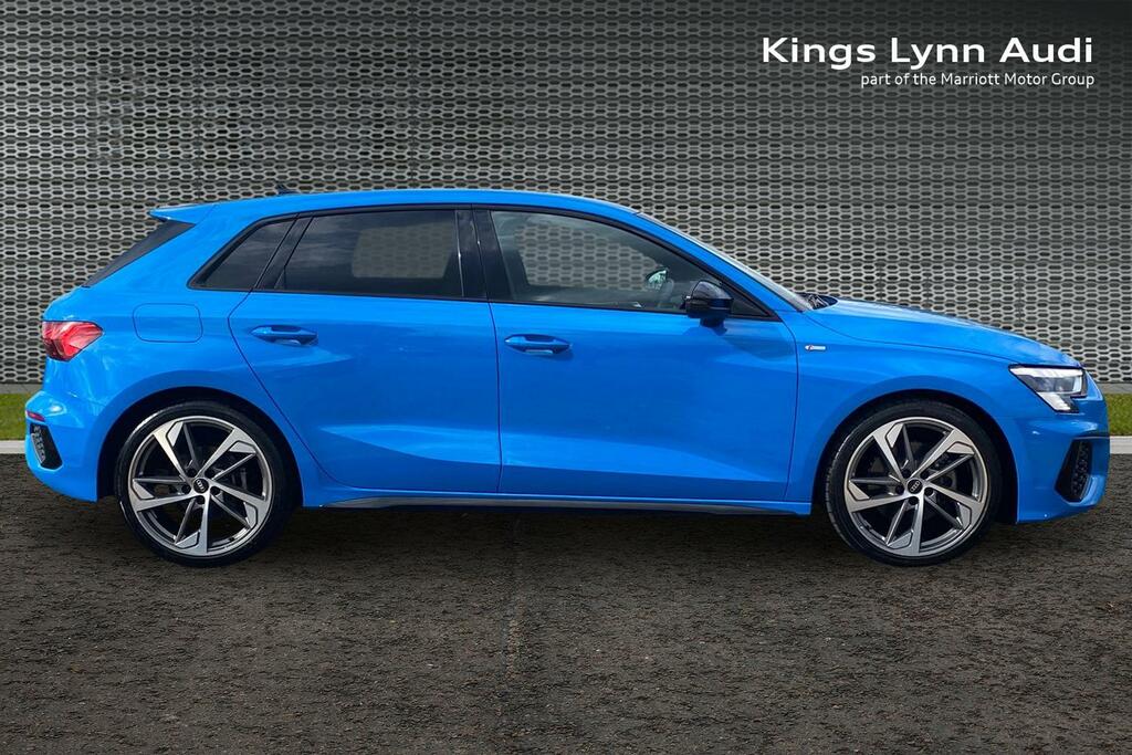 Audi A3 1.5 Tfsi 35 Edition 1 Sportback S Troni Blue #4