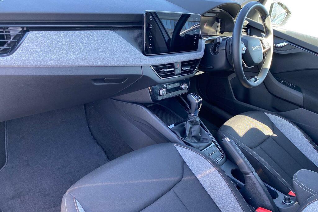 Skoda Kamiq 1.0 Tsi Se Edition Suv Dsg Euro 6 Ss White #2