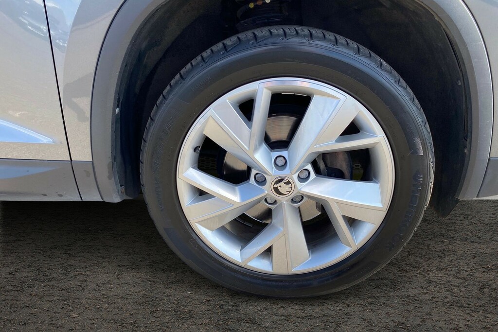 Skoda Kodiaq 1.5 Tsi Act Se L Executive Suv Dsg Euro AV24KKY Grey #5