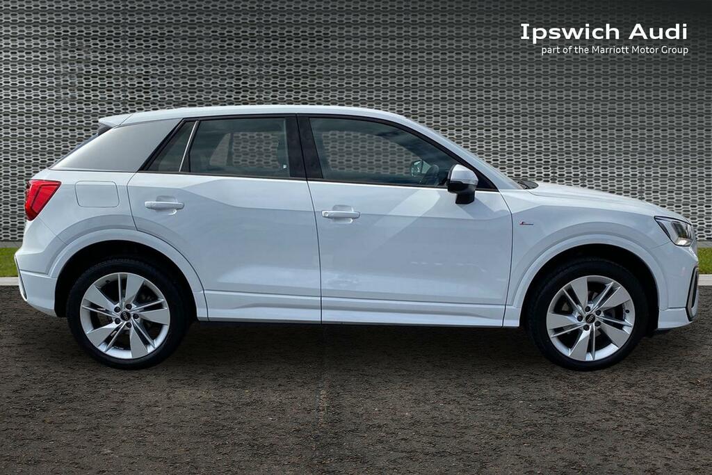 Audi Q2 1.5 Tfsi Cod 35 S Line Suv S Tronic Eur White #4