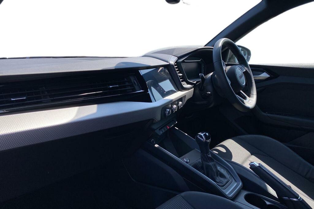 Audi A1 1.0 Tfsi 30 S Line Sportback S Tronic E Black #2