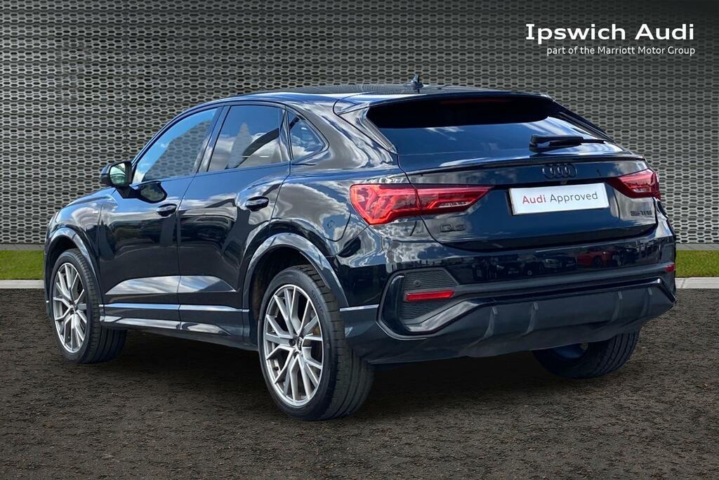 Audi Q3 1.5 Tfsi Black Edition Sportback S Tron Black #3