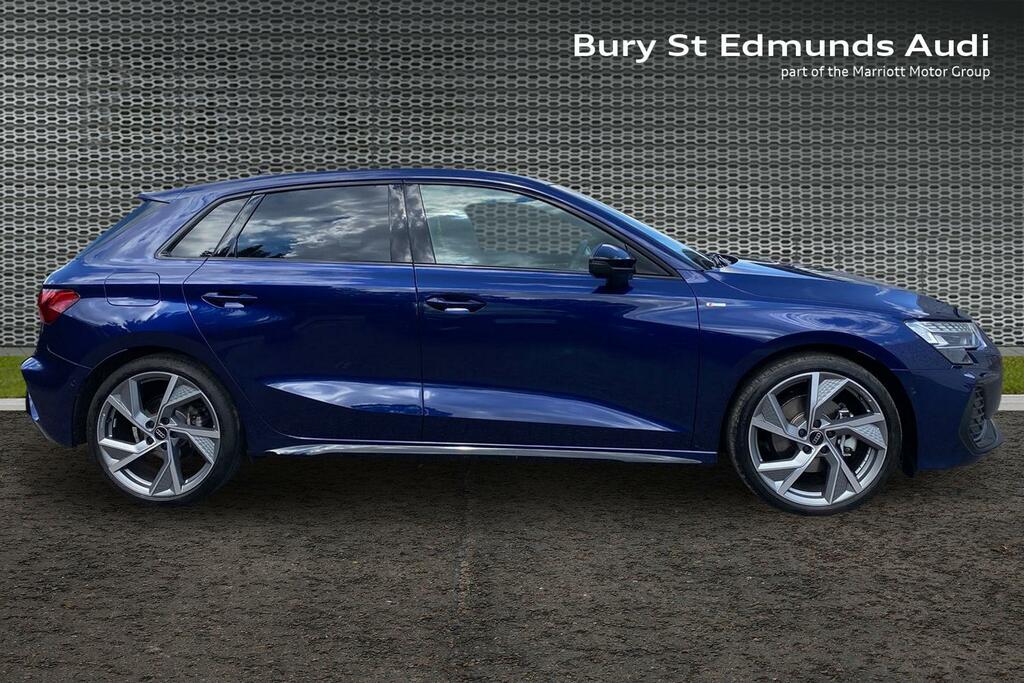 Audi A3 1.5 Tfsi Black Edition Sportback S Tron Blue #4