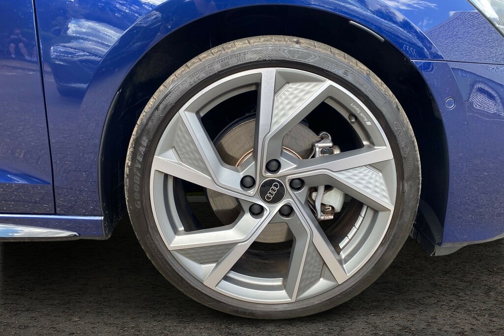Audi A3 1.5 Tfsi Black Edition Sportback S Tron Blue #5