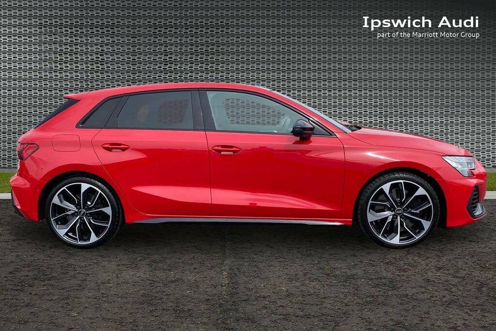 Audi S3 2.0 Tfsi Black Edition Sportback S Tron AX75EZK Red #4