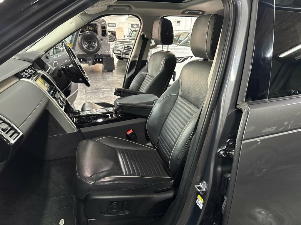 Land Rover Discovery 3.0 Td6 Hse Commercial Black Pack Tow Grey #49