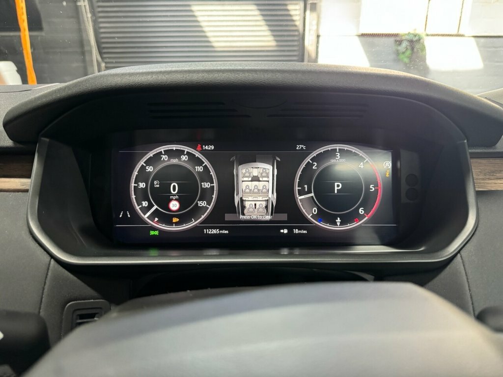 Land Rover Discovery 3.0 Td6 Hse Commercial Black Pack Tow Grey #26