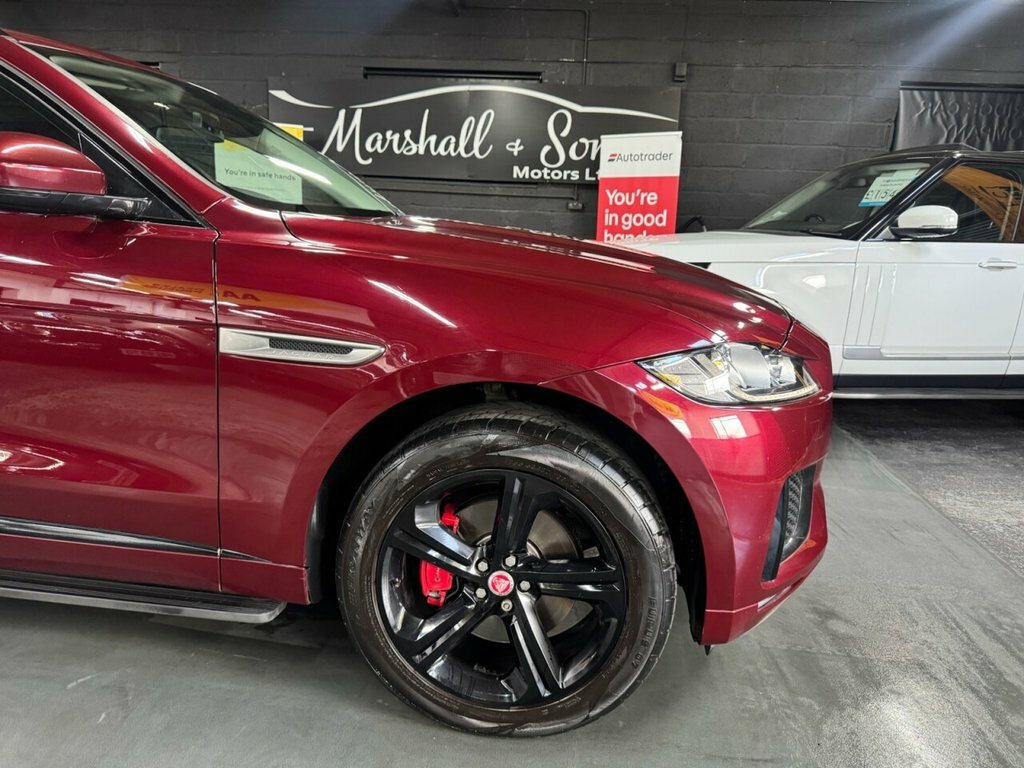 Jaguar F-Pace 3L S Red #3