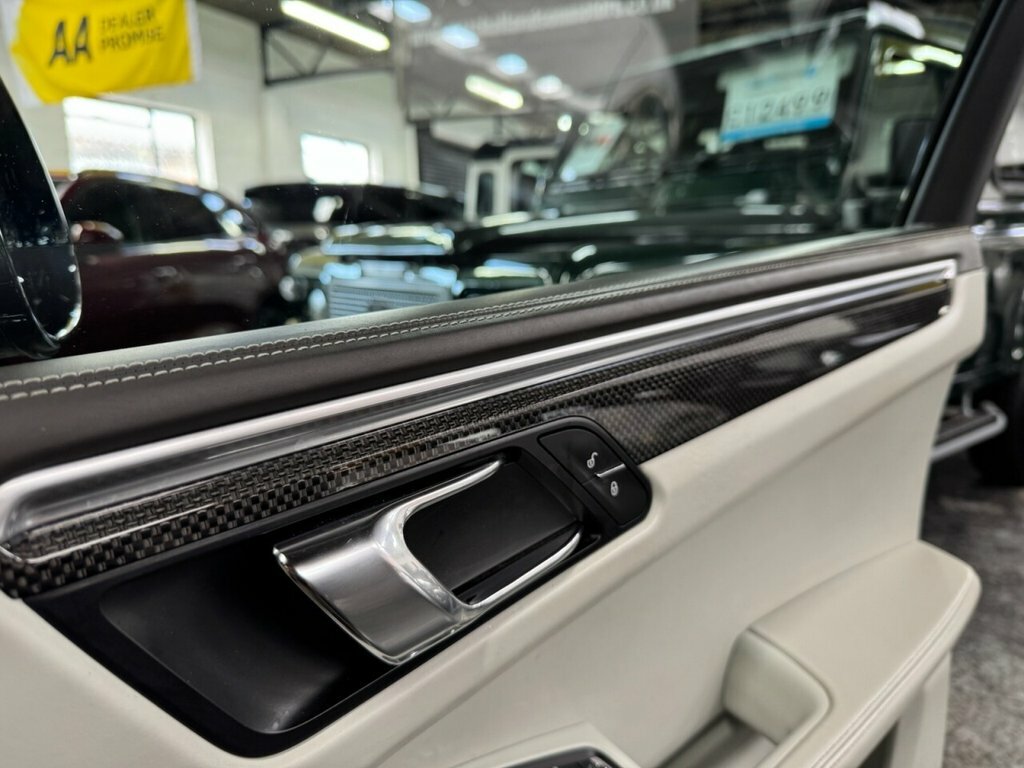Porsche Macan Suv 3.0 Td V6 S Pdk 4Wd Euro 6 Ss 201616 Blue #18