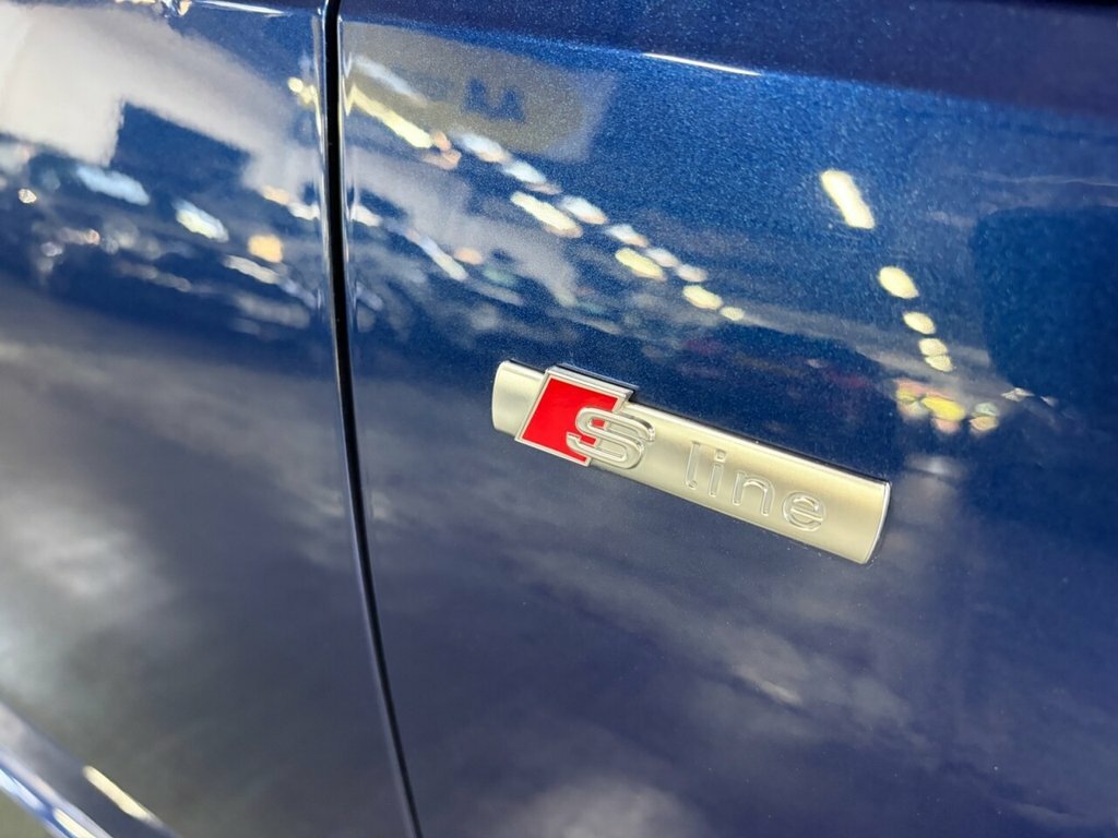 Audi A4 2L S Line Blue #5