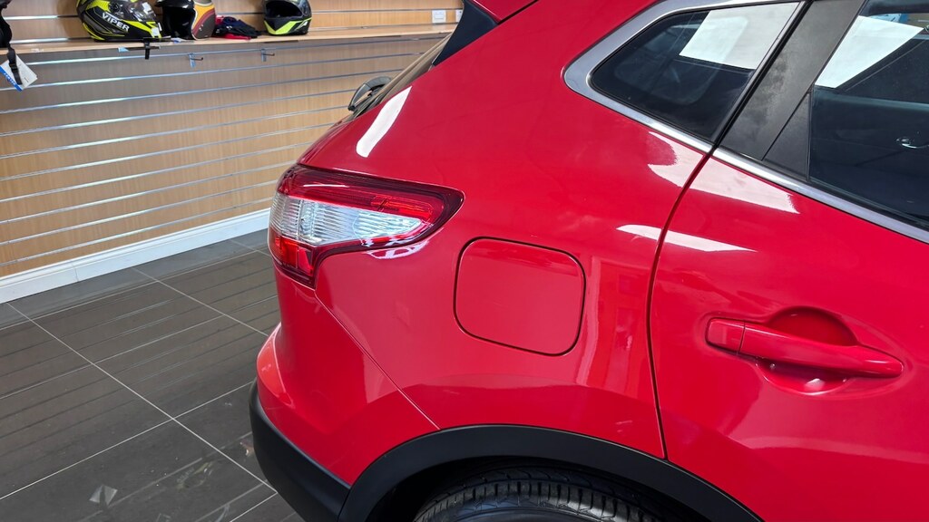 Nissan Qashqai White #21