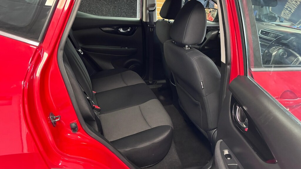 Nissan Qashqai White #10