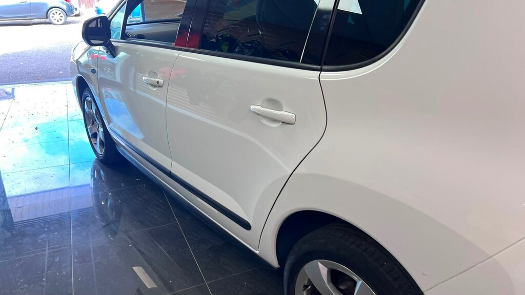 Peugeot 3008 1.6 Hdi Allure Euro 5 Grey #66