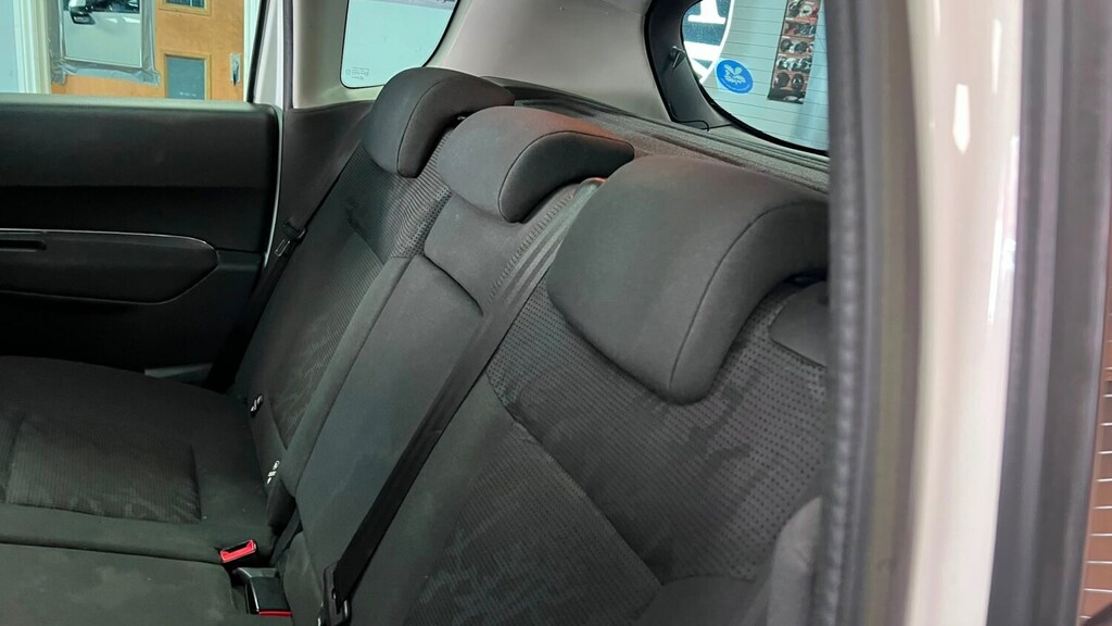 Peugeot 3008 1.6 Hdi Allure Euro 5 Grey #24
