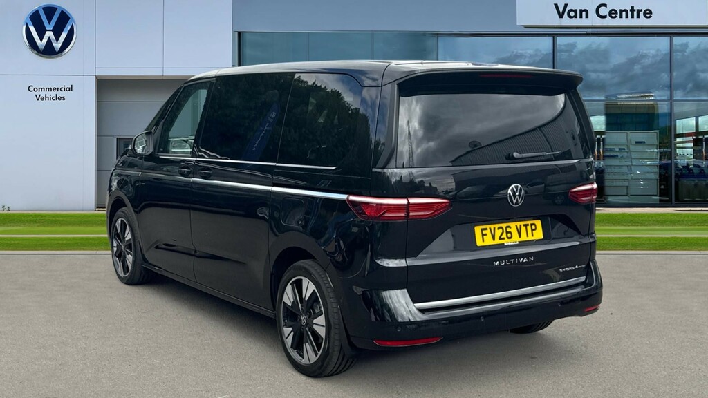 Volkswagen Multivan Multivan Style Standard 245Ps 1.5 Ehybrid Dsg Black #3