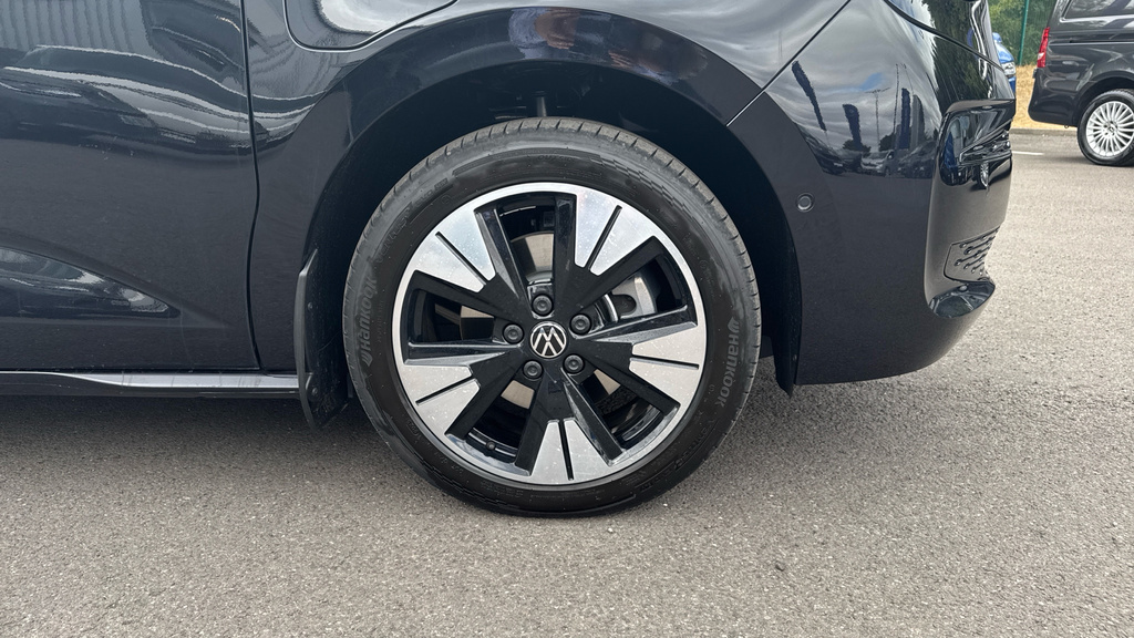 Volkswagen Multivan Multivan Style Standard 245Ps 1.5 Ehybrid Dsg Black #5