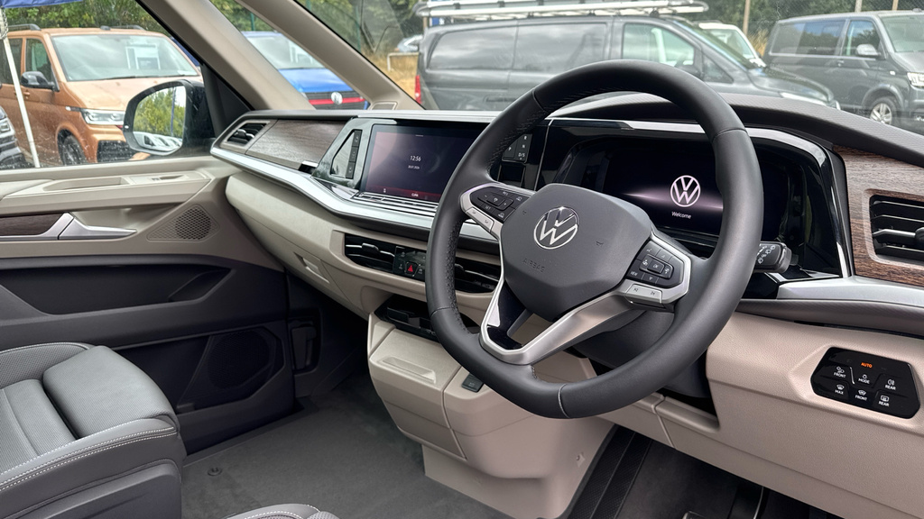 Volkswagen Multivan Multivan Style Standard 245Ps 1.5 Ehybrid Dsg Black #6