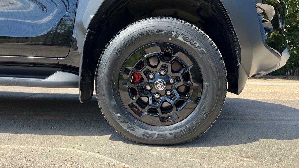 Toyota HILUX Hilux Gr Sport II Dcab Pick Up 2.8 D-4d EF25PVT Black #3