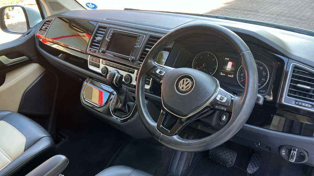 Volkswagen Caravelle Caravelle 2.0 Tdi Bluemotion Tech 150 Executive White #6
