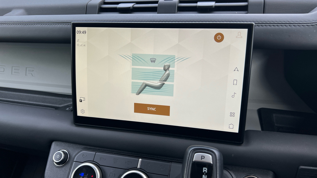 Volvo V60 Plus, B3 Mild Hybrid, Dark Grey #57