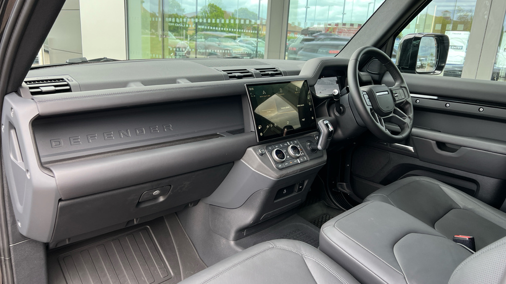Mercedes-Benz A Class A180 Amg Line Executive 2026 Black #24