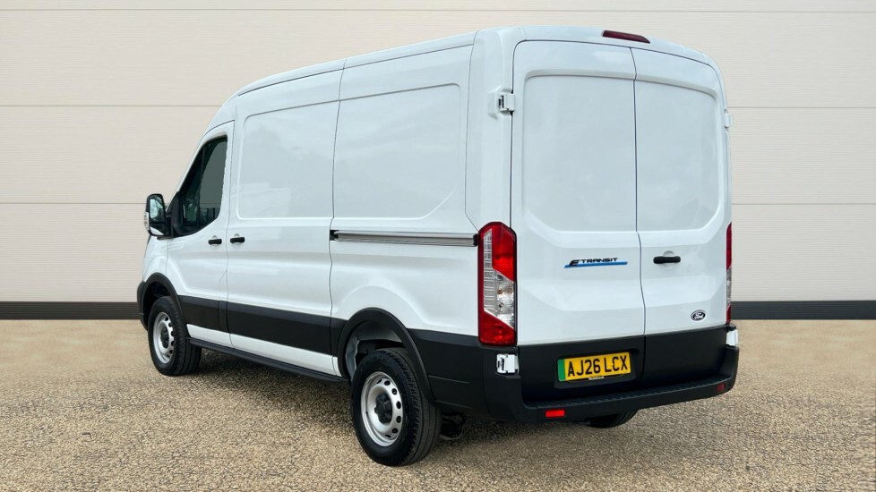 Ford Transit Custom Transit 135Kw 68Kwh H2 Leader Van White #5