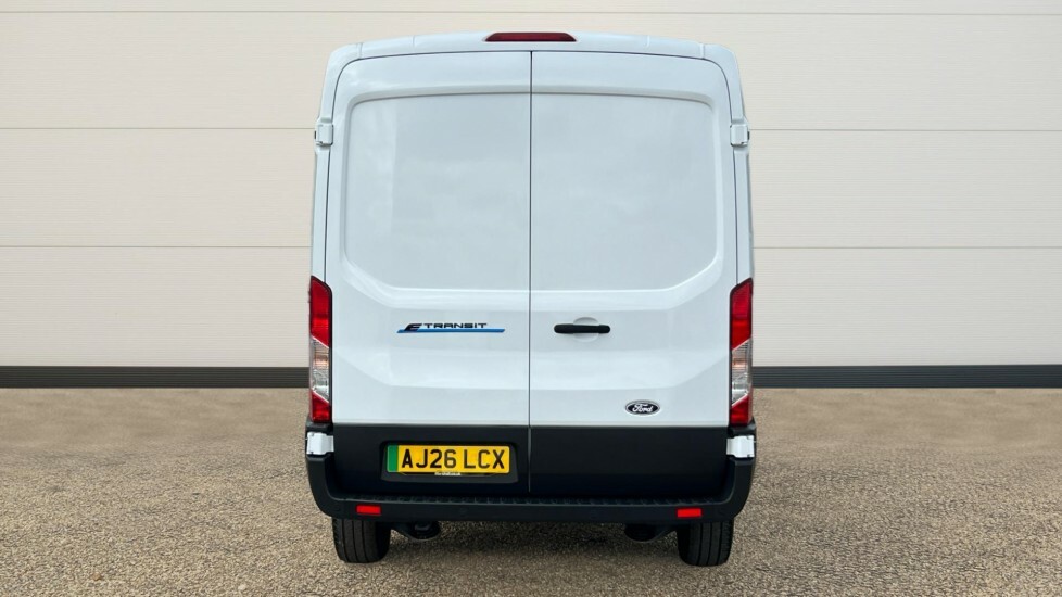 Ford Transit Custom Transit 135Kw 68Kwh H2 Leader Van White #4