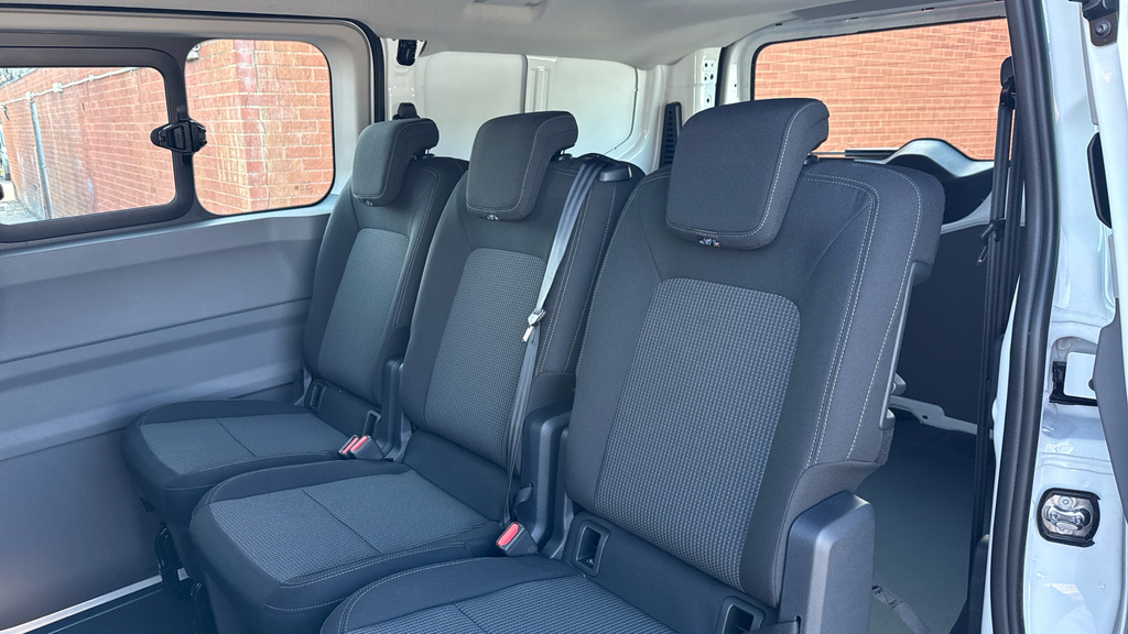 Volkswagen Transporter Transporter 2.0 Tdi 150 Commerce Pro Kombi Van Aut Grey #9