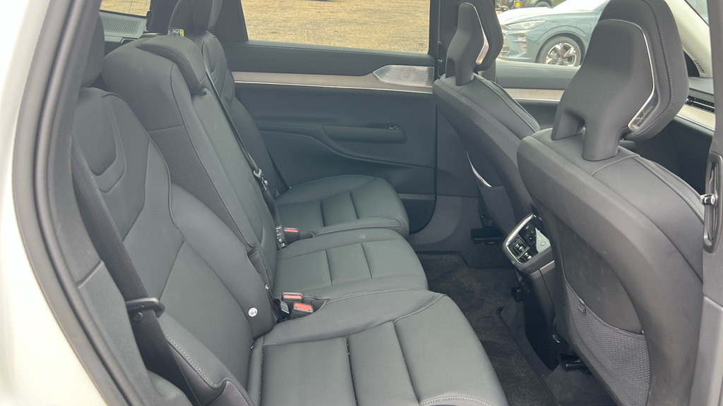 Volvo EX90 Ex90 380Kw Twin Motor Performance Ultra 111Kwh White #6