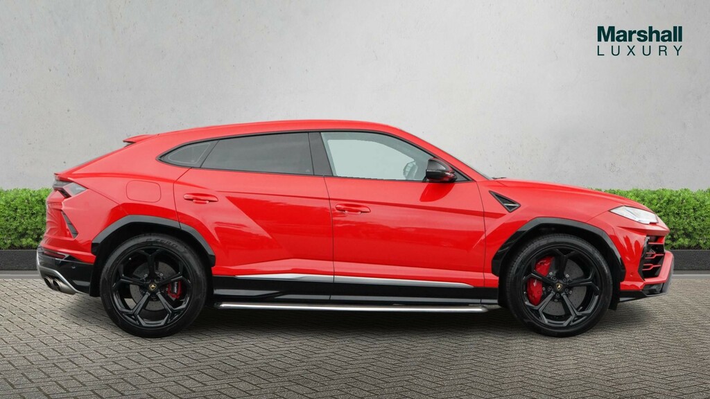 Lamborghini Urus Lamborghini Urus Estate 4.0T F RX68EOA Red #2