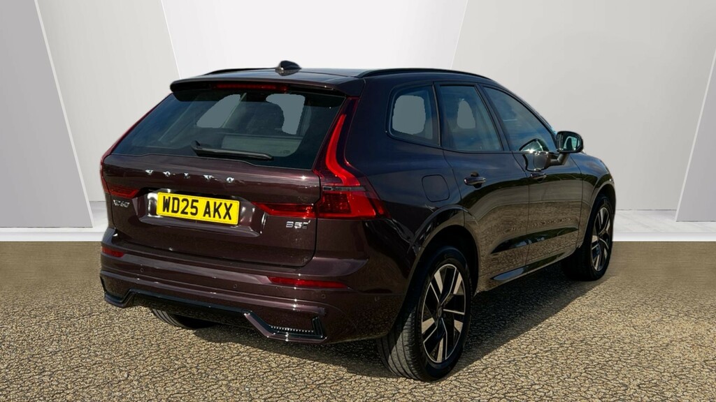 Volvo XC60 Xc60 2.0 B5p Plus Dark Awd Geartronic WD25AKX Red #2