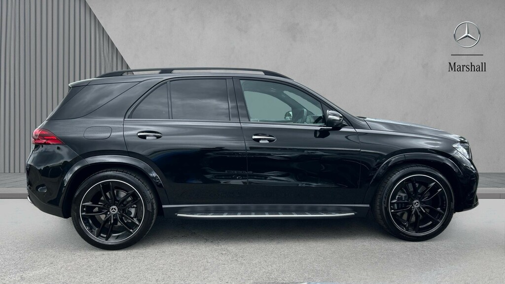 Mercedes-Benz GLE Class Gle 400E 4Matic Amg Line Premium Plus Black #4
