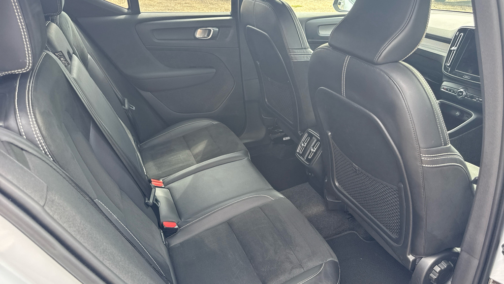 Volvo XC40 Xc40 1.5 T3 163 R Design NK22LVU Silver #6