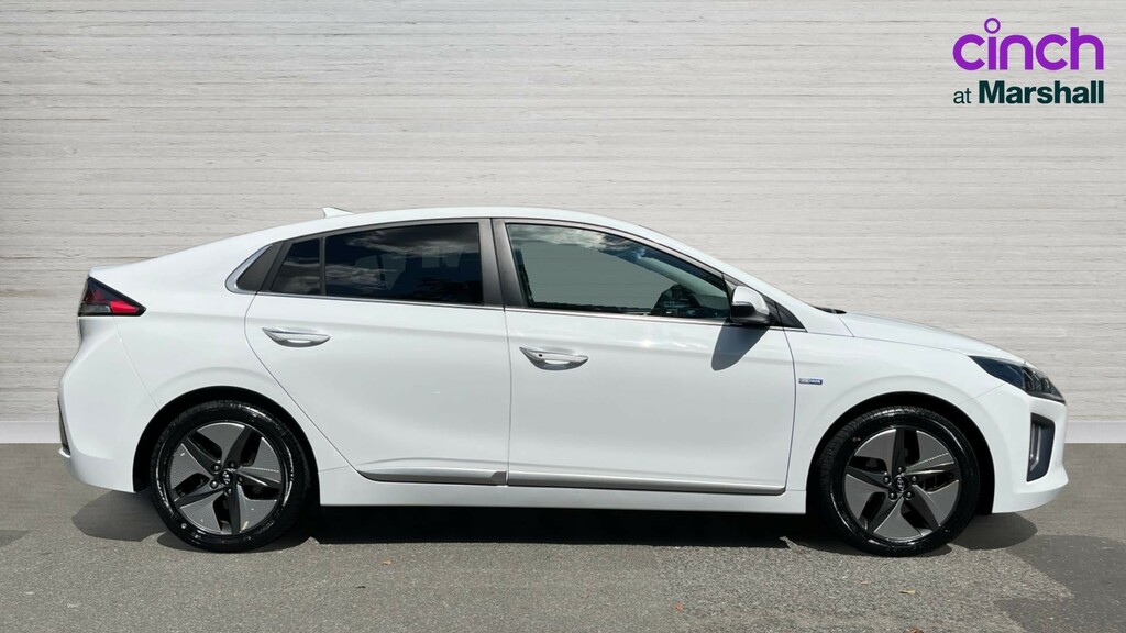 Hyundai Ioniq Ioniq 1.6 Gdi Hybrid Premium Se Dct GF21DXJ White #2