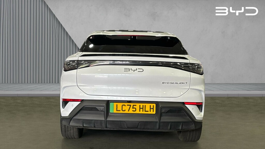 Byd Sealion 7 Sealion 7 230Kw Comfort 83Kwh LC75HLH White #4
