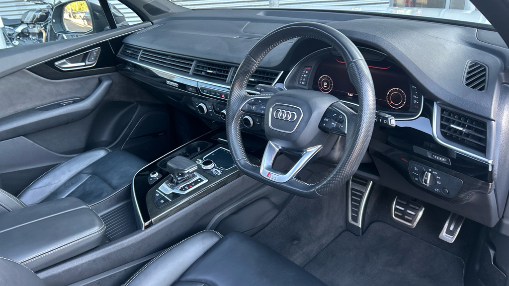 Audi Q7 Q7 50 Tdi Quattro Black Edition Tiptroniccs White #6