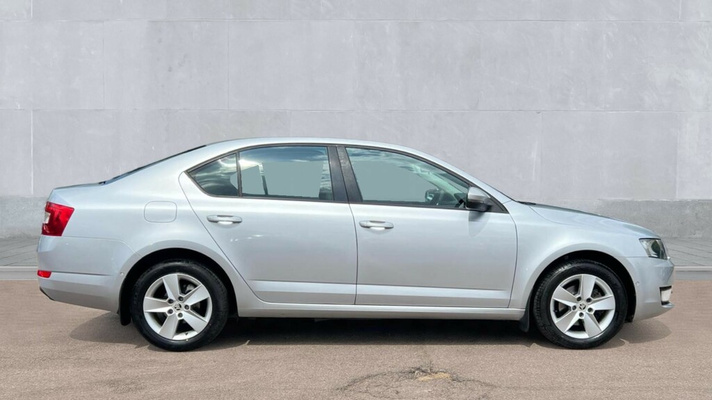 Skoda Octavia Octavia 1.4 Tsi Se Silver #4