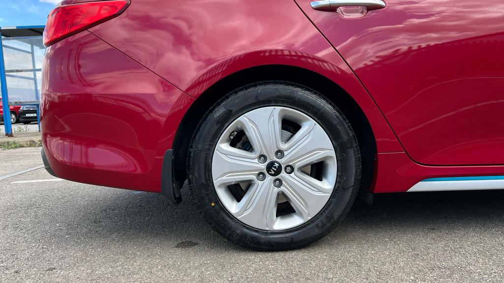 Kia Optima 1.7 Crdi Isg Gt-line S Dct Red #19