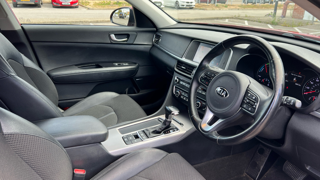 Kia Optima 1.7 Crdi Isg Gt-line S Dct Red #9