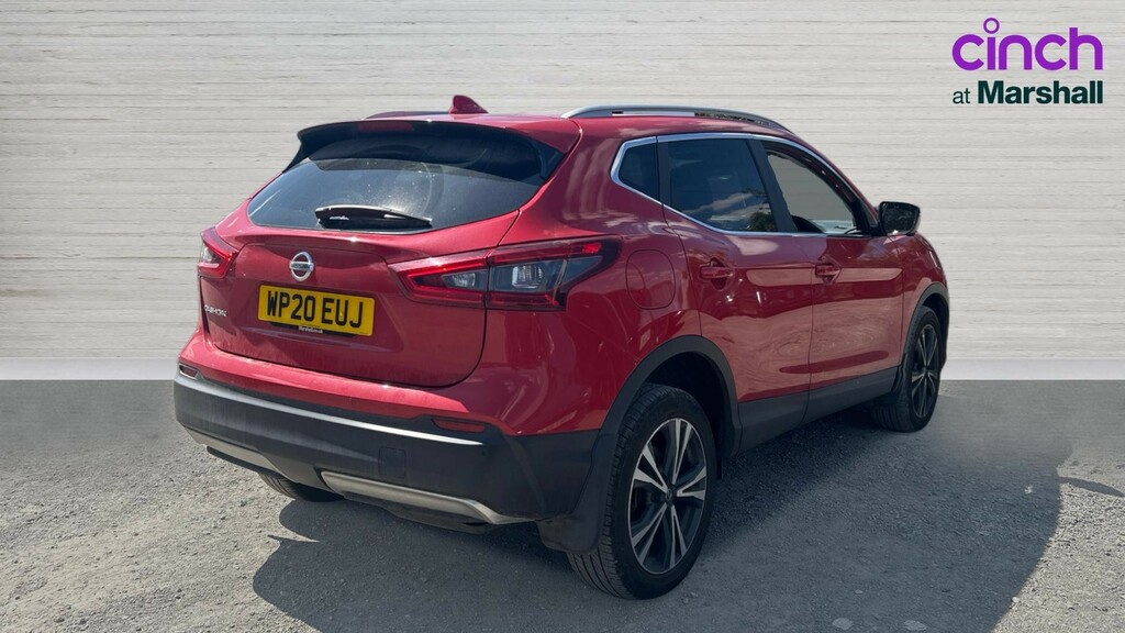 Nissan Qashqai Qashqai 1.7 Dci N-connecta 4Wd Cvt Red #3