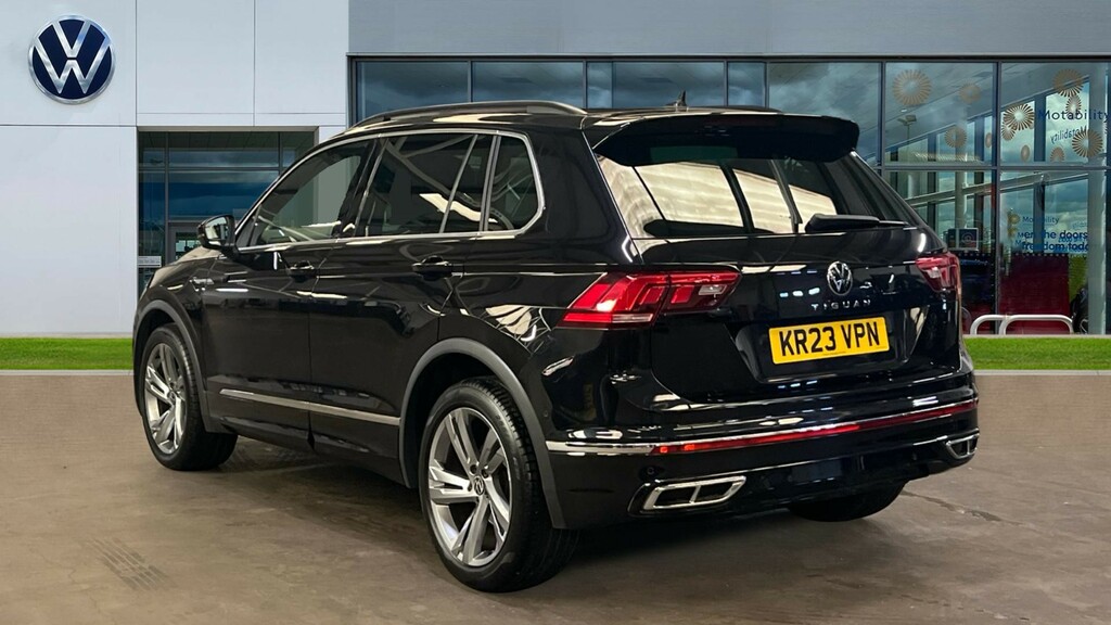 Volkswagen Tiguan Tiguan 1.5 Tsi 150 R-line Edition Dsg KR23VPN Black #3