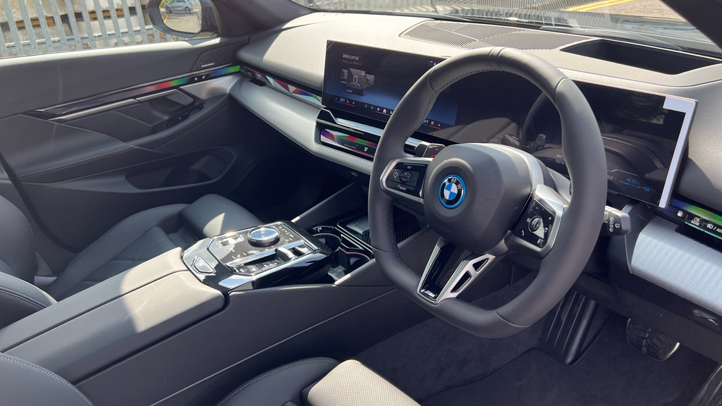 BMW 5 Series Bmw 5 Series Touring 530E M Sport RA26WBO Grey #6